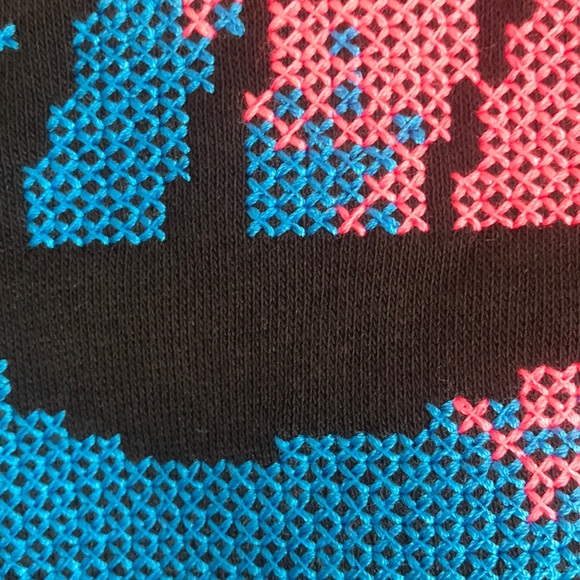 NWT! Nike loose fit pullover - Picture 3 of 6